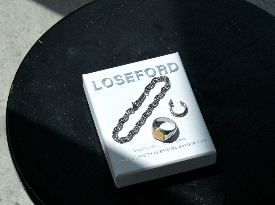 ピアスは片耳でもおしゃれ！大人メンズが失敗しない選び方と着け方ガイド