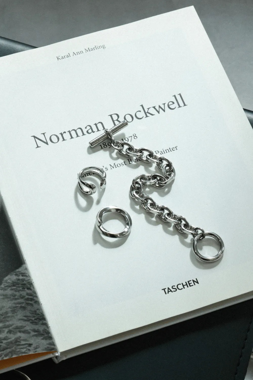 女子ウケするメンズアクセサリーとは？おすすめから避けるべきものまで解説