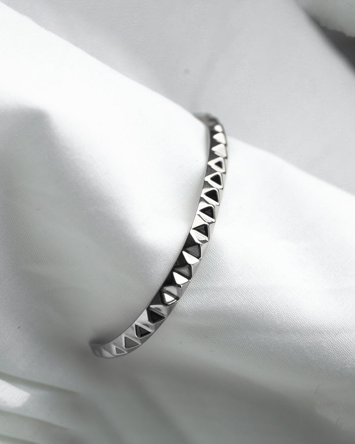 316L stud bangle #B17