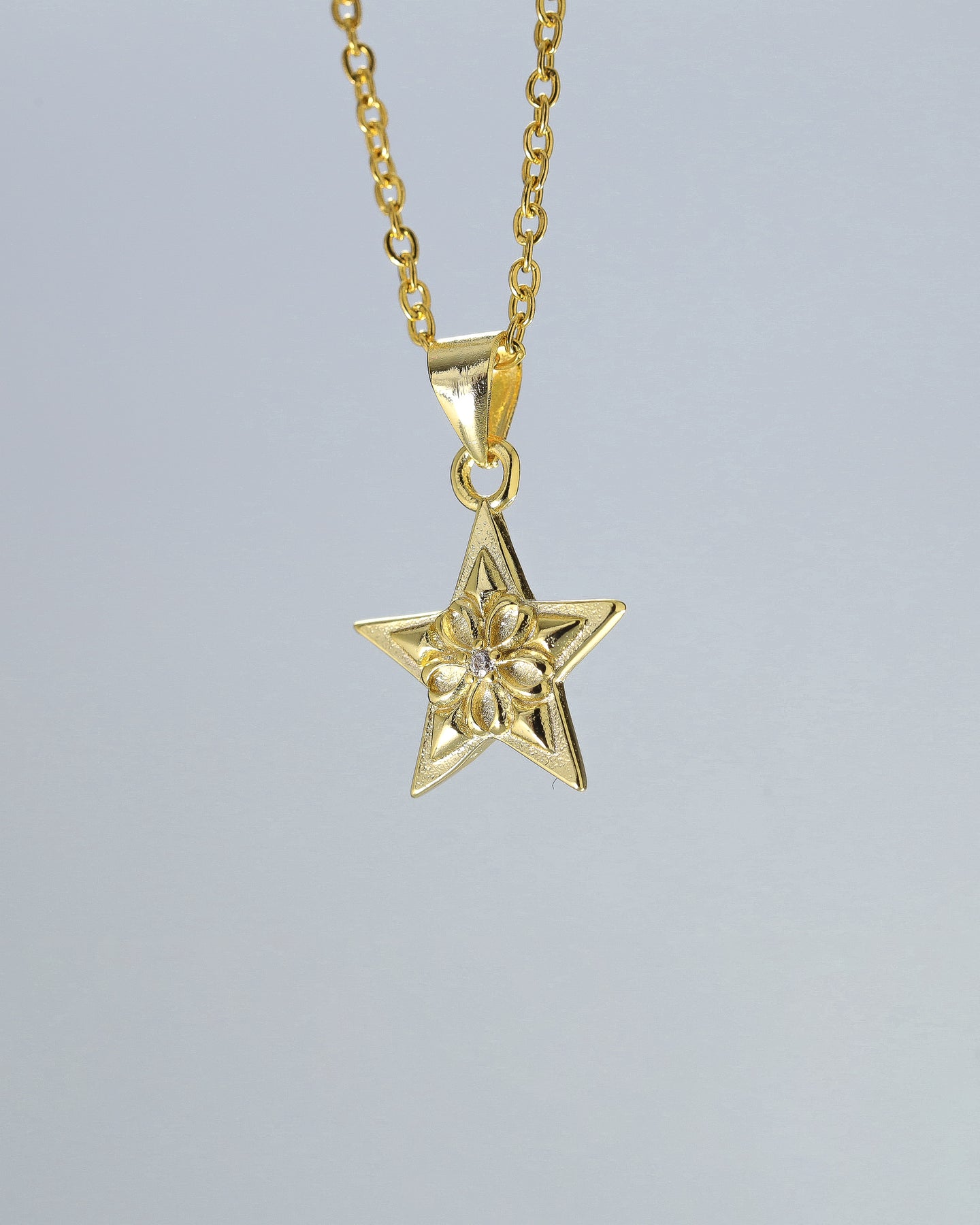 ジルコニア スター(星) ネックレス/s925シルバー|LOSEFORD 公式通販 ジルコニア スター(星) ネックレス/s925シルバー|LOSEFORD 公式通販