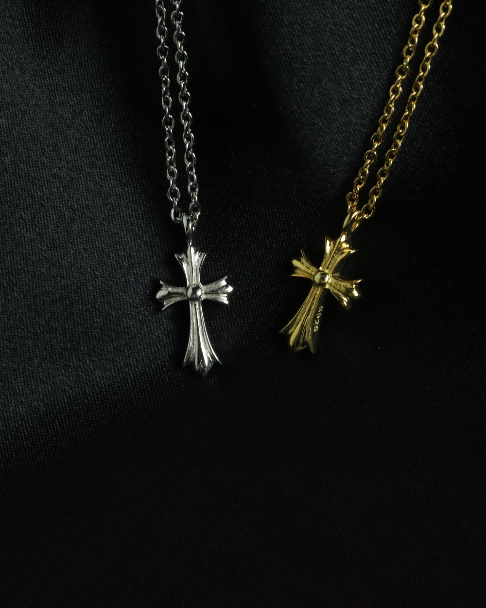 クロス(十字架) ネックレス/s925シルバー|LOSEFORD 公式通販 – LOSE FORD クロス(十字架) ネックレス/s925シルバー|LOSEFORD 公式通販 – LOSE FORD
